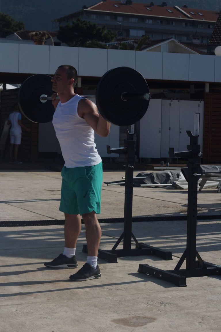 Squat with weights